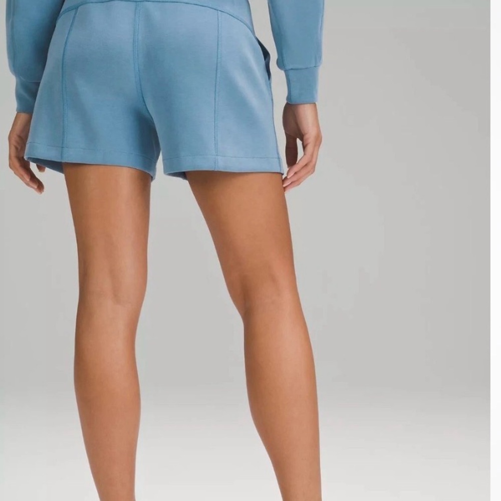 Lululemon Women's Blue Casual Shorts Size‎ 2 - Picture 5 of 10